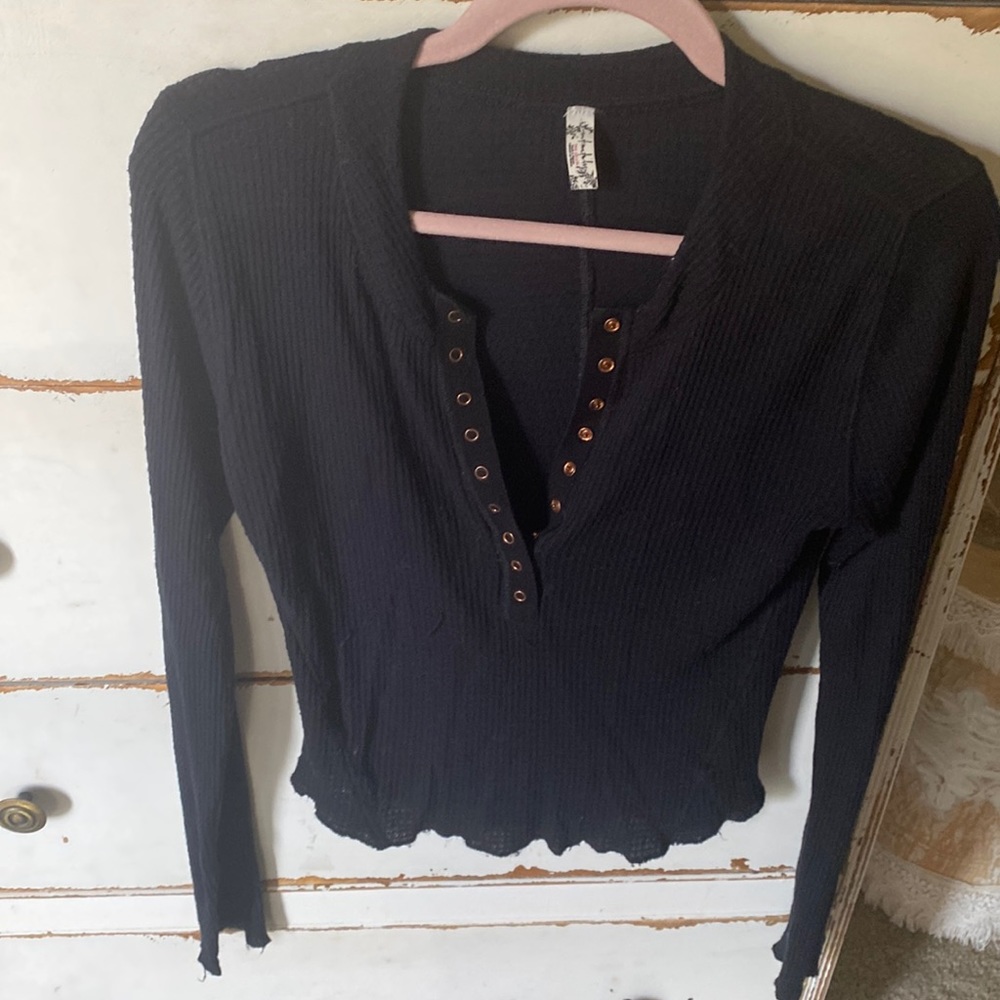 Black free people longsleeve